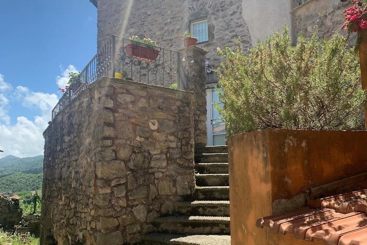 Il Castello Di Corvara Alle Cinque Terre 0*, Corvara (Liguria)